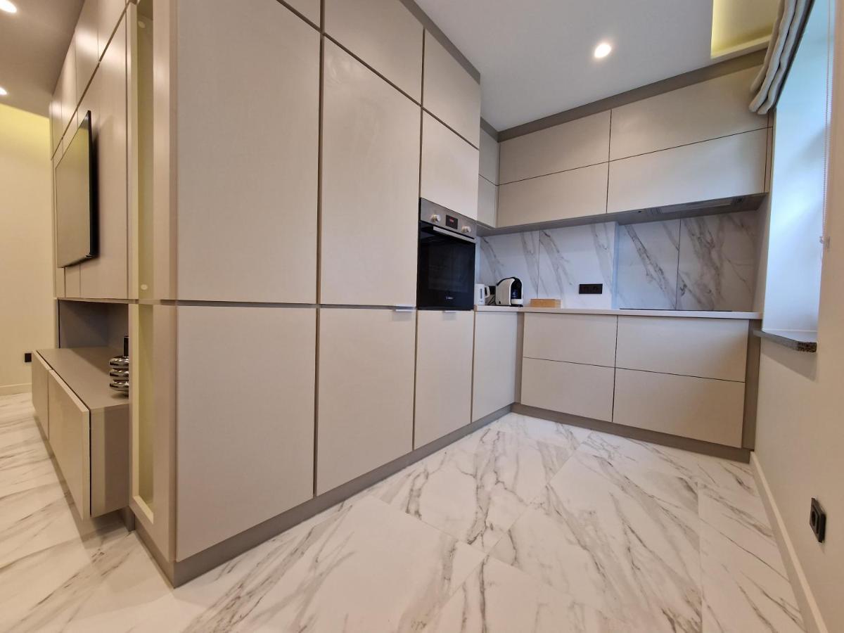 Modern Located One Bed Flat Max 3 Person Included Kids No Bicycle Space Dzīvoklis *