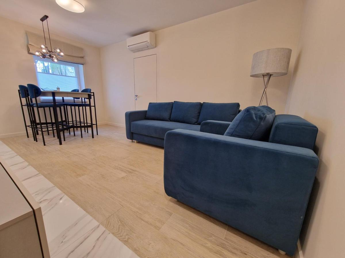 Апартаменты Modern Located One Bed Flat Max 3 Person Included Kids No Bicycle Space Паланга